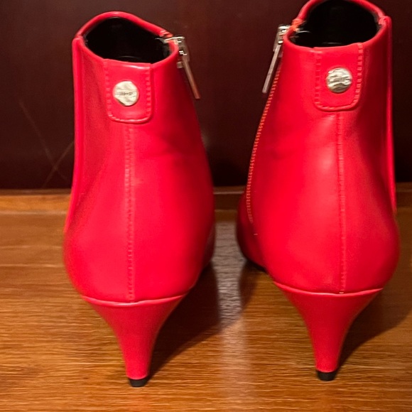 Circus by Sam Edelman Kirby Boots in Candy Red Size 7.5 - Picture 3 of 5